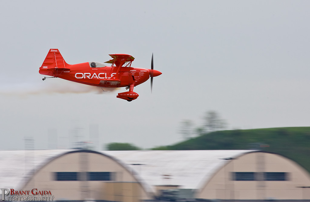 IMAGE: http://www.brantgajda.com/images/gallery/wings_over_pittsburgh/large/wings_over_pittsburgh17.jpg
