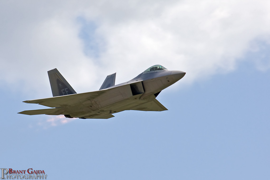 IMAGE: http://www.brantgajda.com/images/gallery/wings_over_pittsburgh/large/wings_over_pittsburgh30.jpg